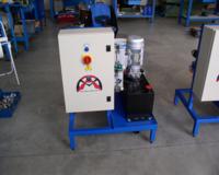 Sistema automatico per impilatura pallet